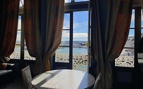 Best Western Le Cheval Blanc -Vue Sur Le Port-Plein Centre Ville