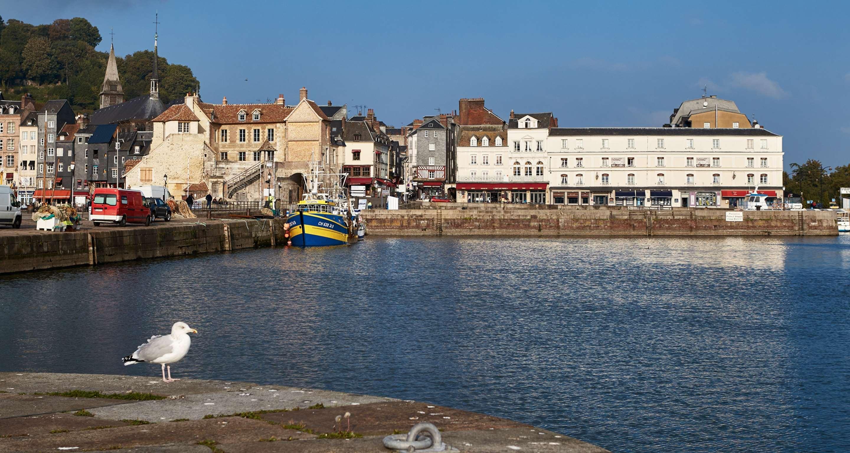 Best Western Le Cheval Blanc -Vue Sur Le Port-Plein Centre Ville Honfleur Esterno foto
