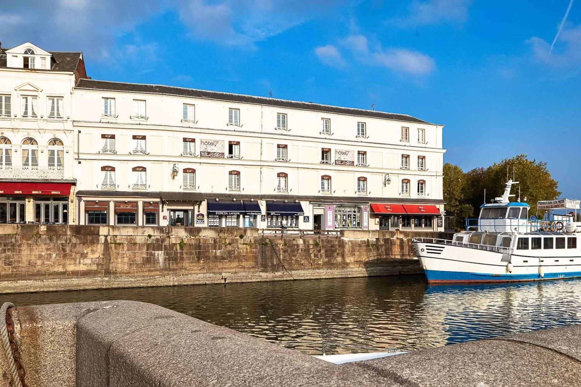Best Western Le Cheval Blanc -Vue Sur Le Port-Plein Centre Ville Honfleur Esterno foto